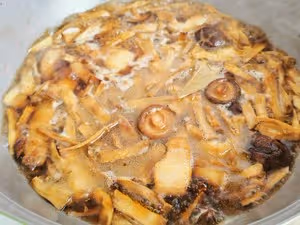 筍乾香菇燒肉