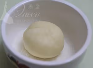 椰香花朵麵包