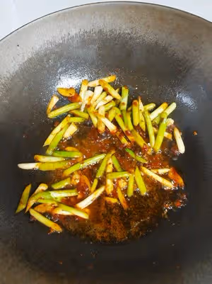 蒜苗回鍋肉——經典川菜