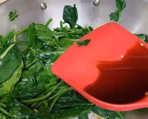 菠菜雞蛋湯