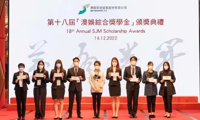 恭喜四太梁安琪，與二房何超鳳強強聯手，正式掌權何氏家族事業