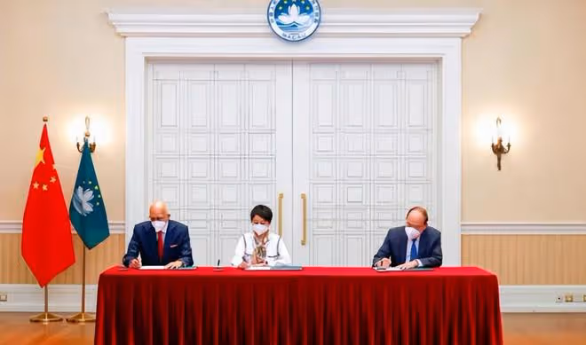 恭喜四太梁安琪，與二房何超鳳強強聯手，正式掌權何氏家族事業