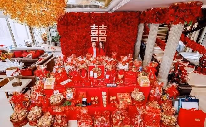 億萬豪門聯姻！江鈺琪和郭浩泉舉行世紀婚禮，何猷亨表現搶鏡
