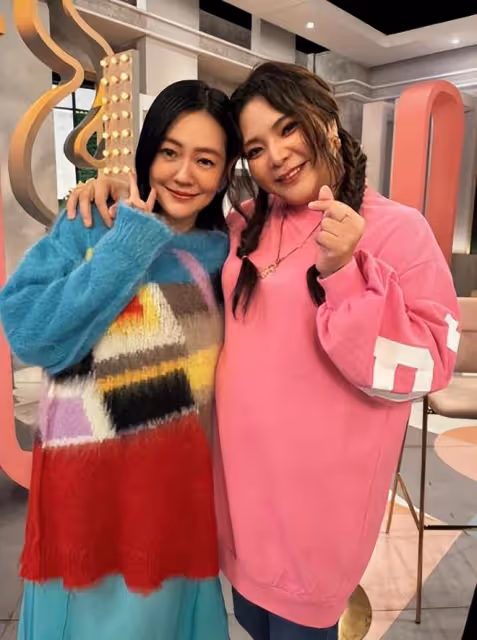 小S風格徹底改變，開始走安靜淑女路線，節目中多次動情落淚