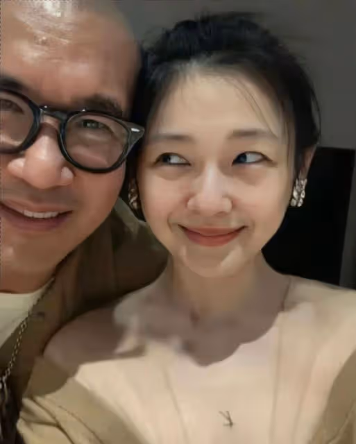小S風格徹底改變，開始走安靜淑女路線，節目中多次動情落淚