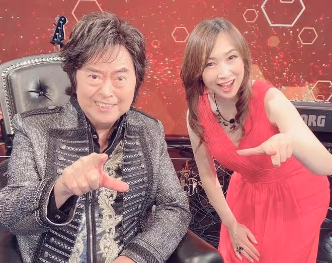著名動漫歌王離世，享年74歲，上個月還曾坐輪椅登台演出