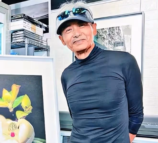 67歲周潤發近照衰老精瘦，狀態越來越好，看淡人生瀟灑一生