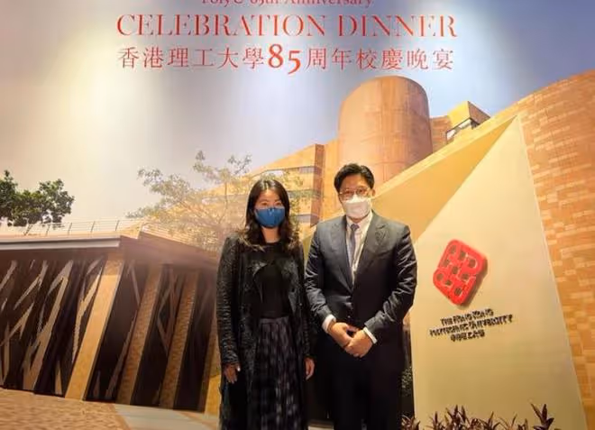 恭喜！霍啟剛霍啟山兄弟同台，霍家的事業再上新台階