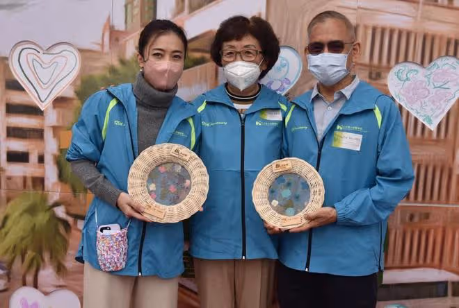 甘比出席盲人慈善活動接地氣，豪擲千萬幫助社會殘疾人士