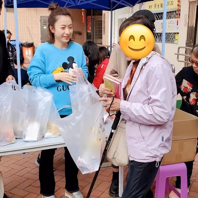 甘比出席盲人慈善活動接地氣，豪擲千萬幫助社會殘疾人士