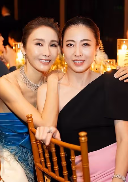 甘比出席盲人慈善活動接地氣，豪擲千萬幫助社會殘疾人士