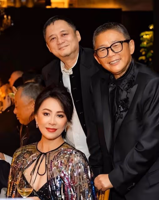 香港富豪圈聚會：鄭志剛張叔平招呼客人，甘比和劉嘉玲一同出席