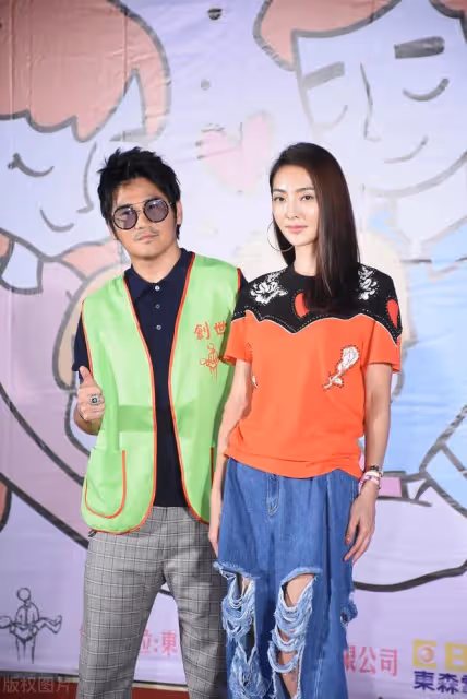 2022年臨近尾聲，細數10對離婚的明星夫妻，對對讓人意難平
