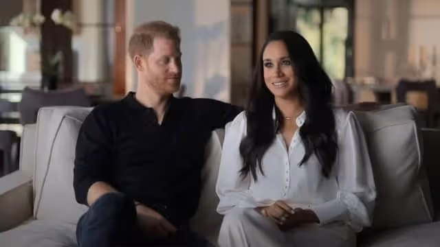 Prince Harry打算出傳記　自爆「第一次」給了「美麗的大姐姐」！