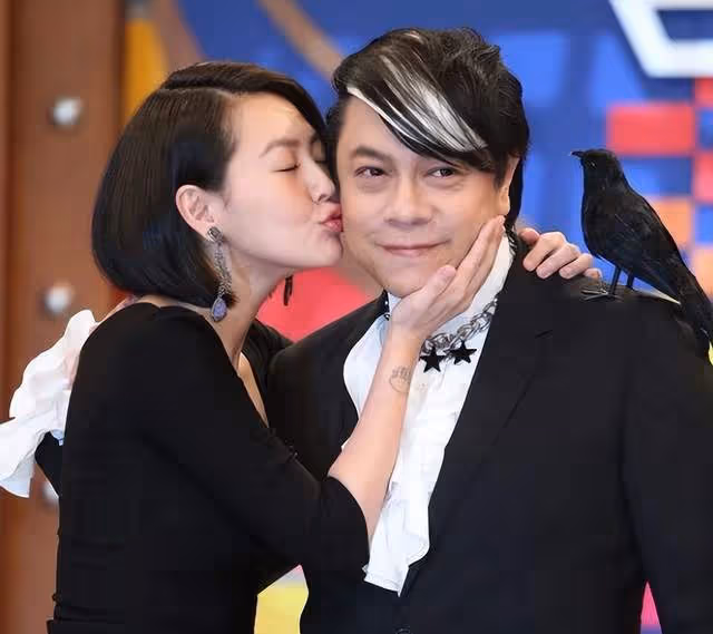 刪除動態，取關大小s姐妹後，蔡康永首談「床墊」風波送上祝福？
