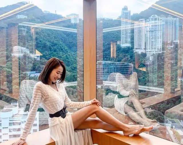 加油！TVB美女主持為追夢轉做演員，自曝收入大減但幸運夠給家用