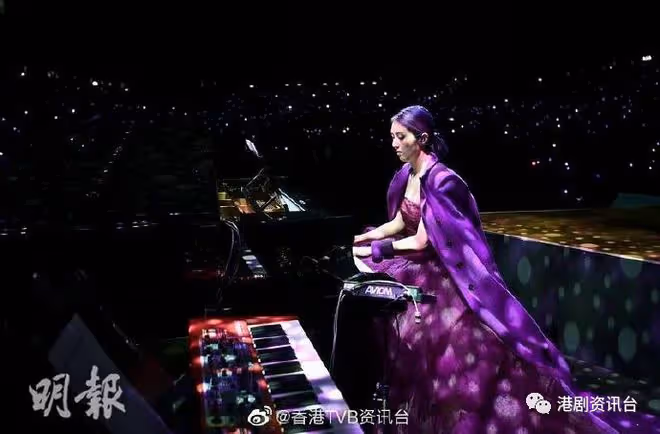 楊千嬅哽咽認今次開個唱不容易！曾匿入房喊被兒子發現