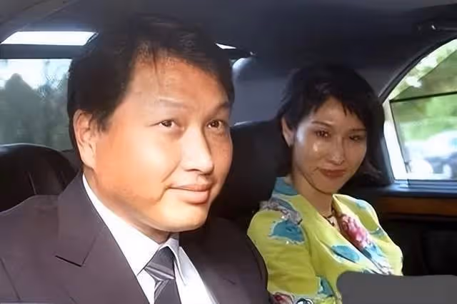 花11年布局懲治出軌男，離婚凈賺666億，前總統女兒盧素英贏麻了