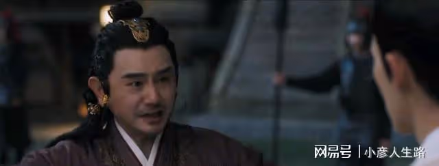 難怪武揚侯那麼眼熟，在周生如故中演反派金榮，這反差也太大了
