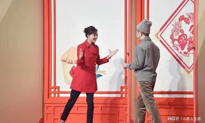 演員牛莉：嫁普通丈夫生一女，49歲風采依舊