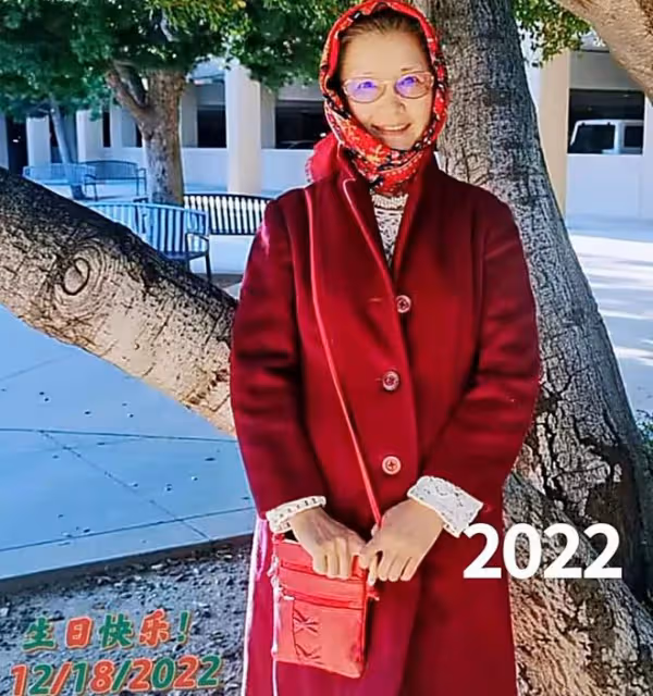 姜黎黎穿41年前舊衣慶生！68歲身材仍苗條，美國養老住別墅很愜意