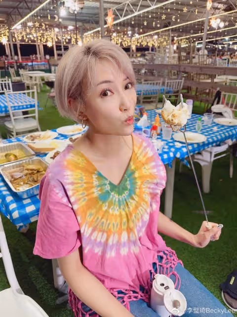 TVB前女星成獨立音樂人！母親多次阻止其入行，曾生氣拍全裸廣告