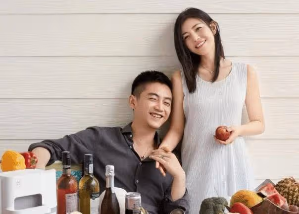 陳曉的眼裡沒有了光？陳妍希並不是原罪