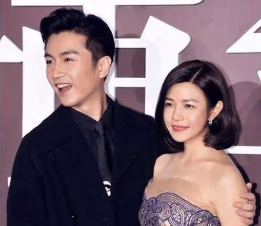 陳曉的眼裡沒有了光？陳妍希並不是原罪
