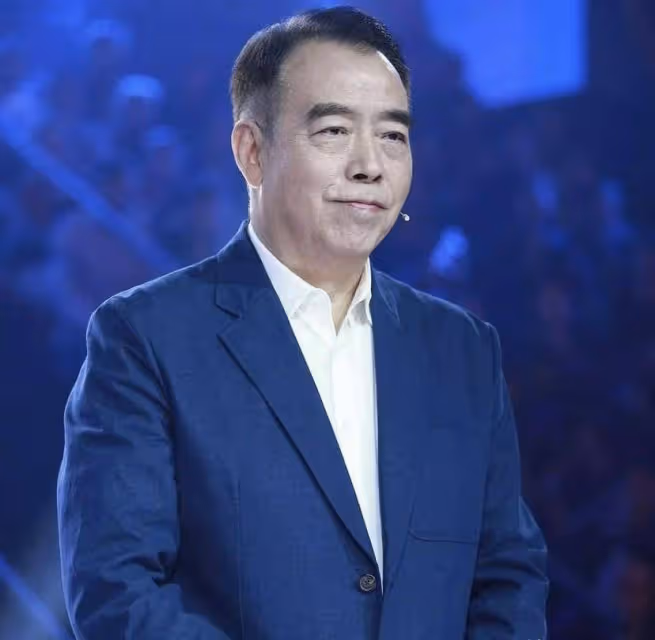 大鵬一句話成導火線，陳凱歌與李成儒互懟，陳凱歌導演身份被質疑