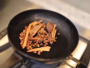 街邊小吃酥脆牛肉餅