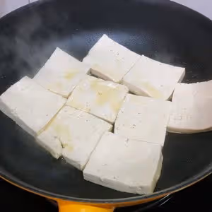 香到舔盤的脆皮豆腐