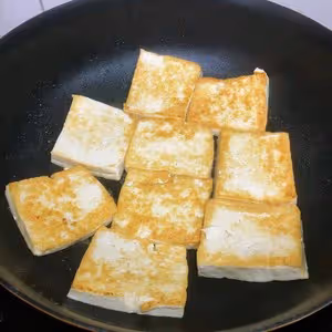 香到舔盤的脆皮豆腐
