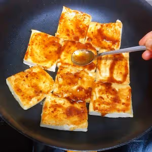 香到舔盤的脆皮豆腐