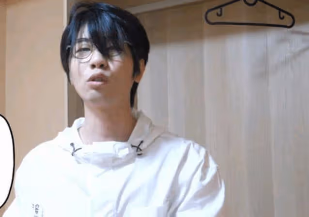 B站前頭部up主lex前妻直播錘他出軌