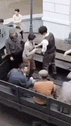 狗仔曝光許凱趙晴戀情後/又說許凱和白鹿在一起過