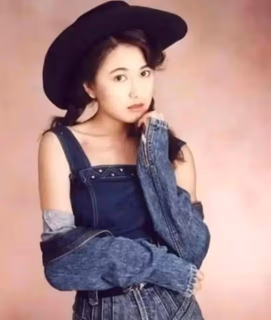 和金城武談戀愛 兩度嫁豪門 演女主媽媽比女主還好看——戈偉如