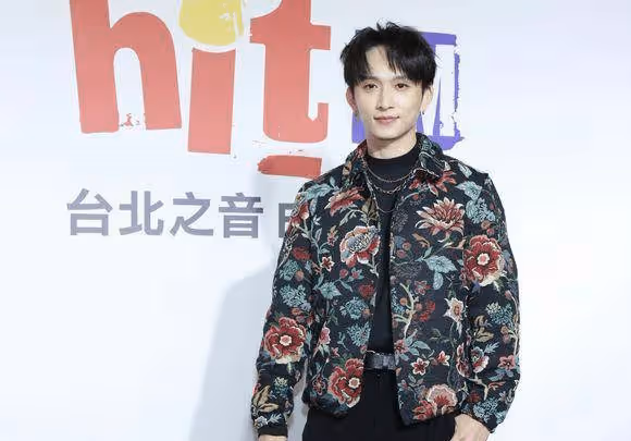邱鋒澤獻出「舞曲處女秀」！　小賴探班1舉動...驚喊：原來他真的很懂