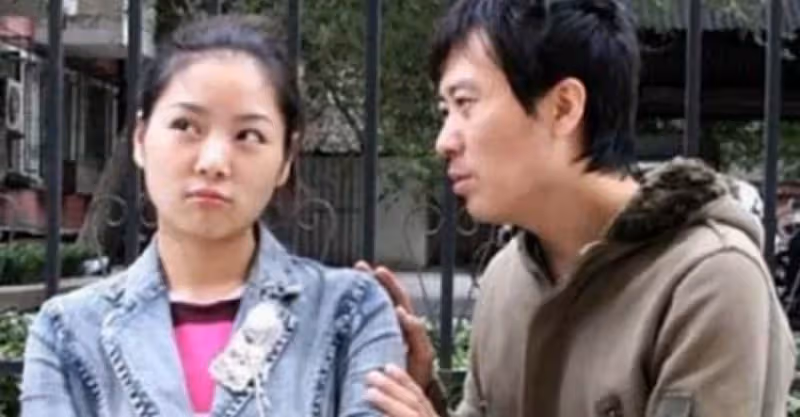 我去城裡照顧懷孕兒媳，無意中聽見兒媳向兒子吐槽，我淚流滿面