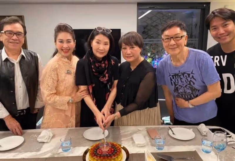 嫁給香港打星低調做賢妻!曹恩玉為洪金寶「生下3兒1女」仍不被愛,31年後「糟糠之妻」守身如玉:自己也能過上豪門生活