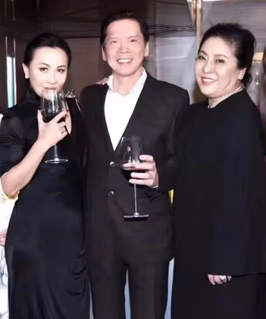 向太首播失敗?蹭熱度,連夜關閉評論,她與張蘭差了不是一星半點