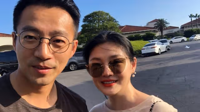 向太直播處女秀　賣床墊暗挺大S