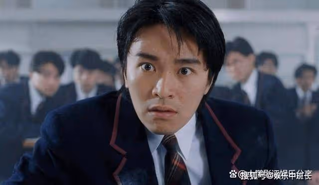 再看《逃學威龍》,周星馳告訴你一個道理,只有努力才可能成功