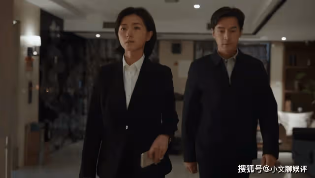 《縣委大院》領導也有七情六慾!梅曉歌開房時的隱忍,暴露了人性