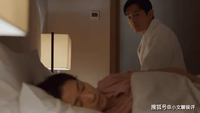 《縣委大院》領導也有七情六慾!梅曉歌開房時的隱忍,暴露了人性