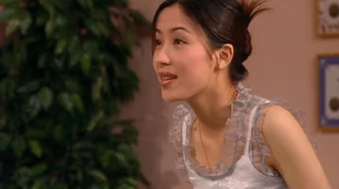 TVB「傳整容」視後原來有份演《男親女愛》,被贊清純長相甜美!
