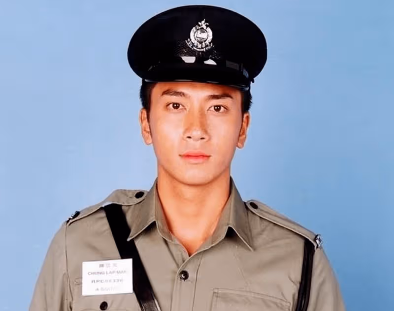 與蔡思貝主演《廉政狙擊》明日播!吳卓羲激動:終於不演警察