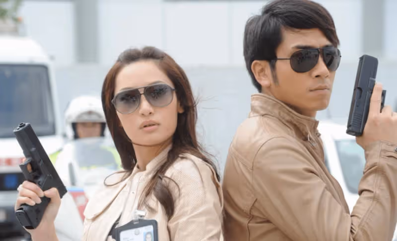 與蔡思貝主演《廉政狙擊》明日播!吳卓羲激動:終於不演警察