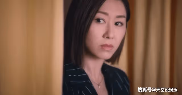 《廉政狙擊》屠敏恨錯人了,害她斷腿成失足女的罪魁禍首,是韋繼明
