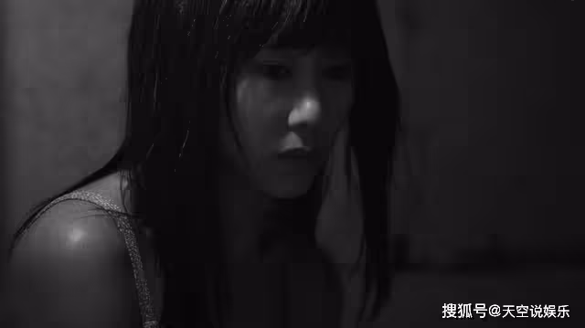 《廉政狙擊》屠敏恨錯人了,害她斷腿成失足女的罪魁禍首,是韋繼明