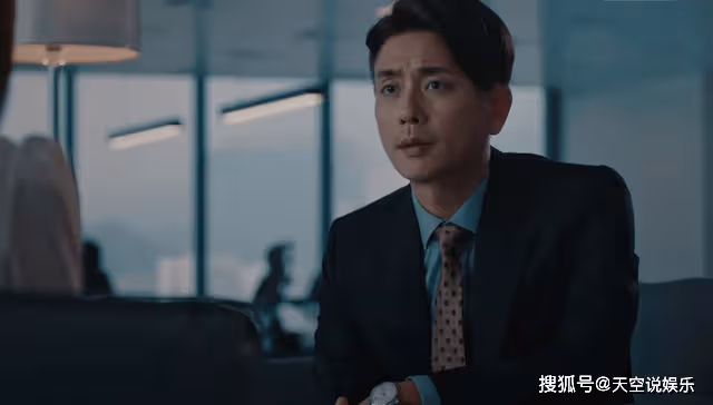 《廉政狙擊》屠敏恨錯人了,害她斷腿成失足女的罪魁禍首,是韋繼明